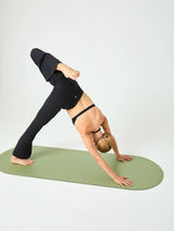 BLONDE MODEL ON THE OLIE MATCHA YOGA & PILATES MAT - GRIPPY